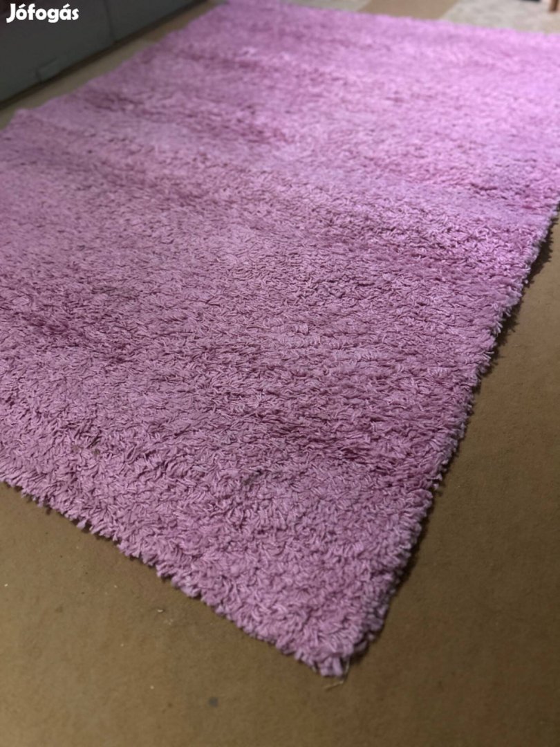 Rózsaszín szőnyeg