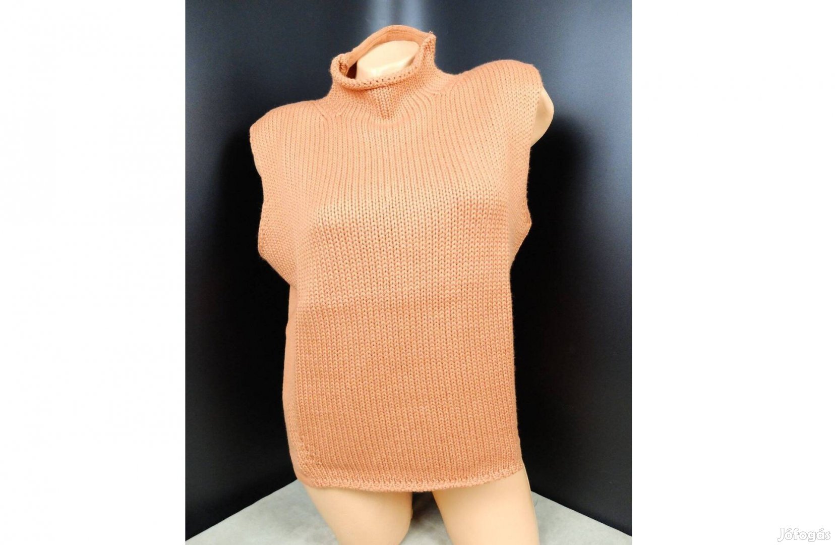 Rozsda színű narancssárgás garbó nyakú női mellény pulóver
