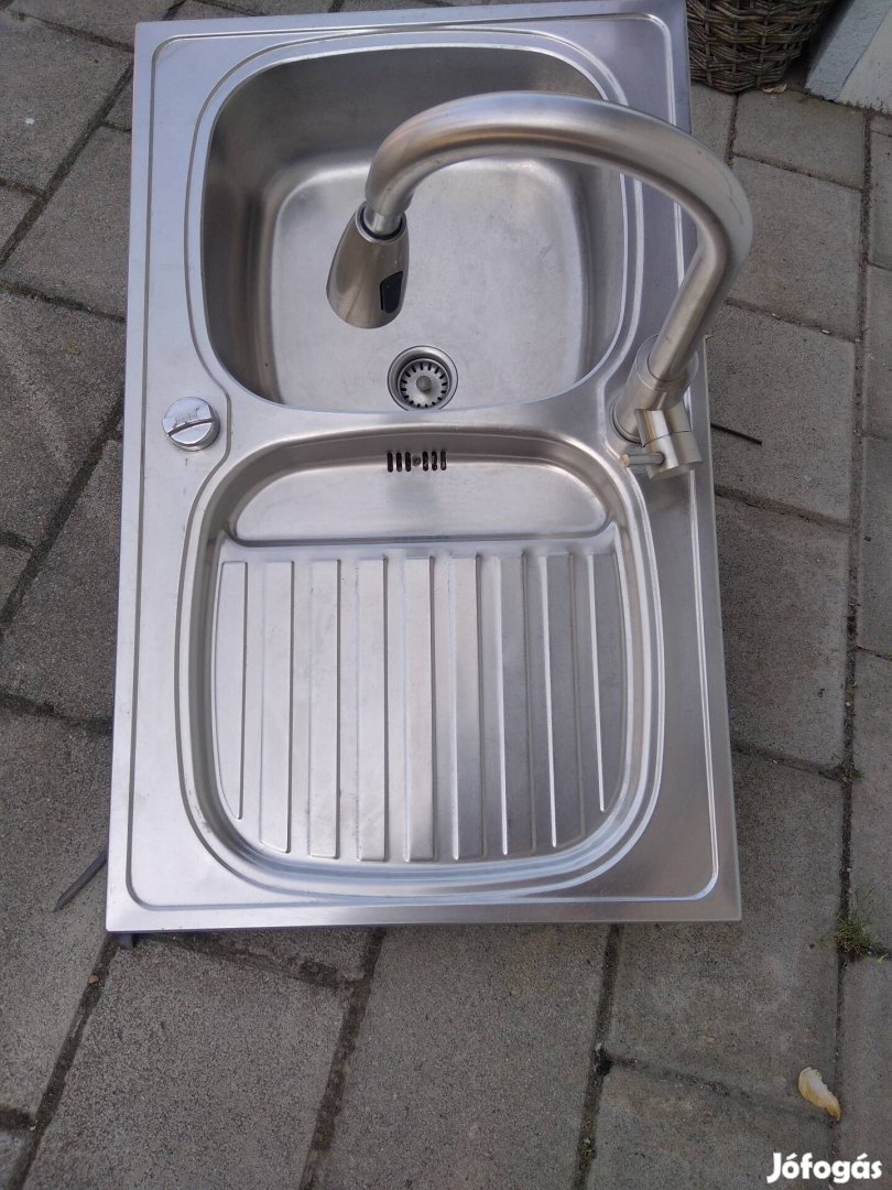 Rozsdamentes mosogató 1medence csepptalca