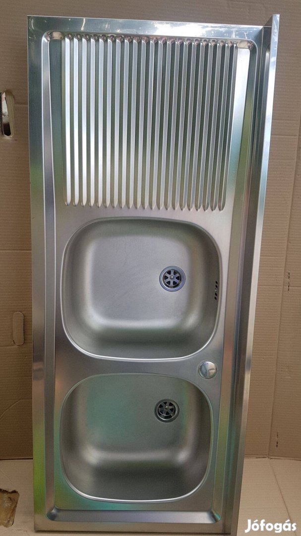 Rozsdamentes mosogatótálca 2 mély tálcás csorgatóval Franke