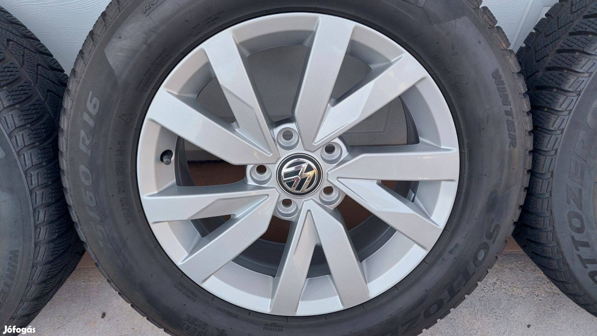 Rrr 2 Gyári VW Passat B8 3G Aragon/ 16" alufelni Téli gumikkal