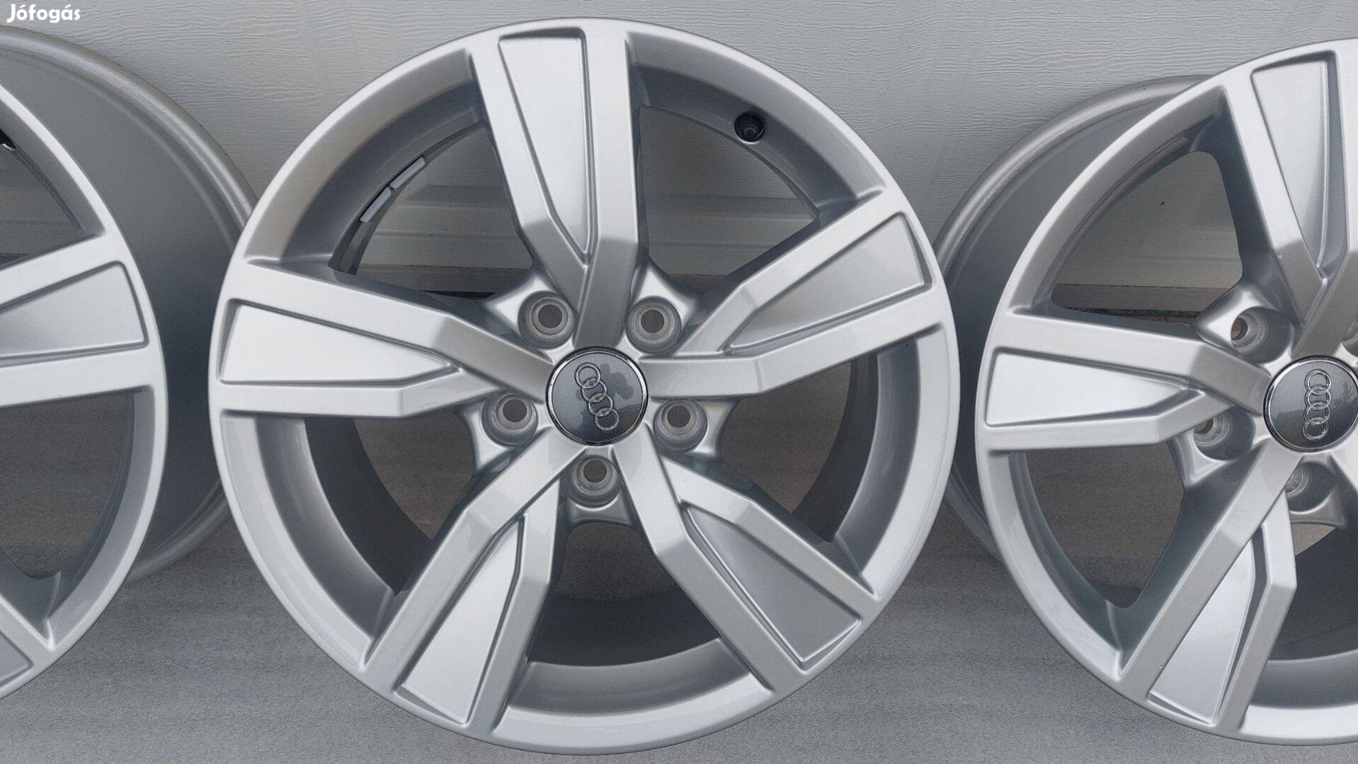 Rrr Eladó,Gyári,Audi A4 B9 16" alufelni
