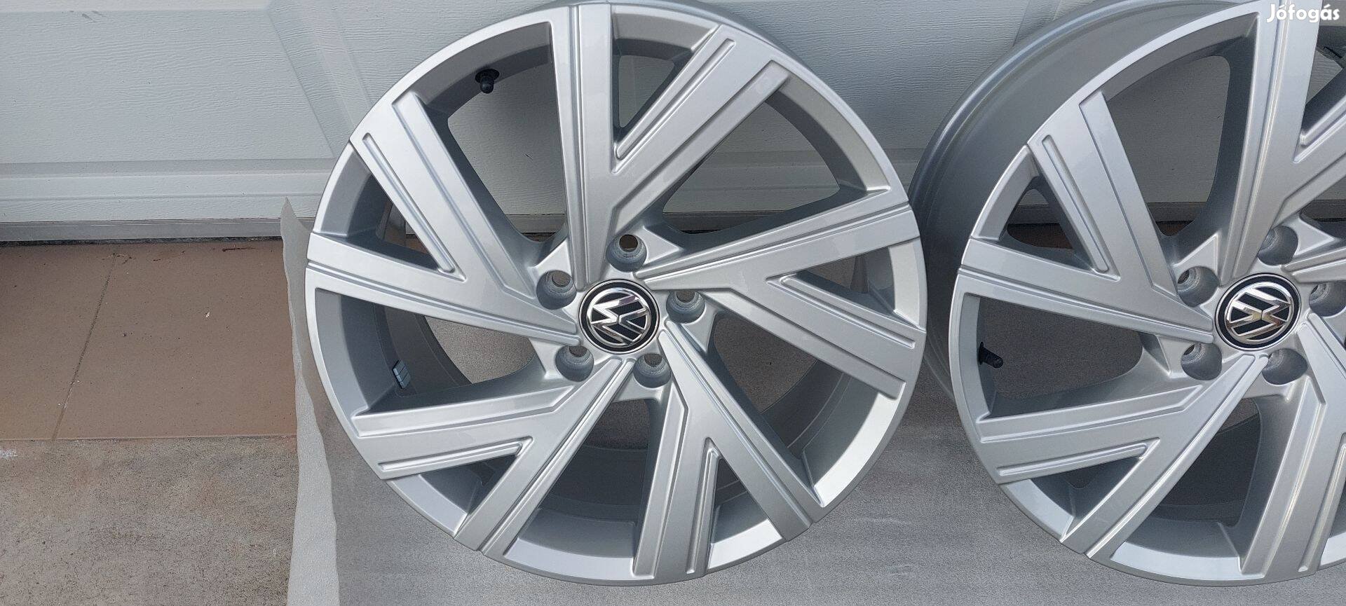 Rrr Gyári 18" VW Golf VIII. GTI /Bergamo/ alufelni 5x112