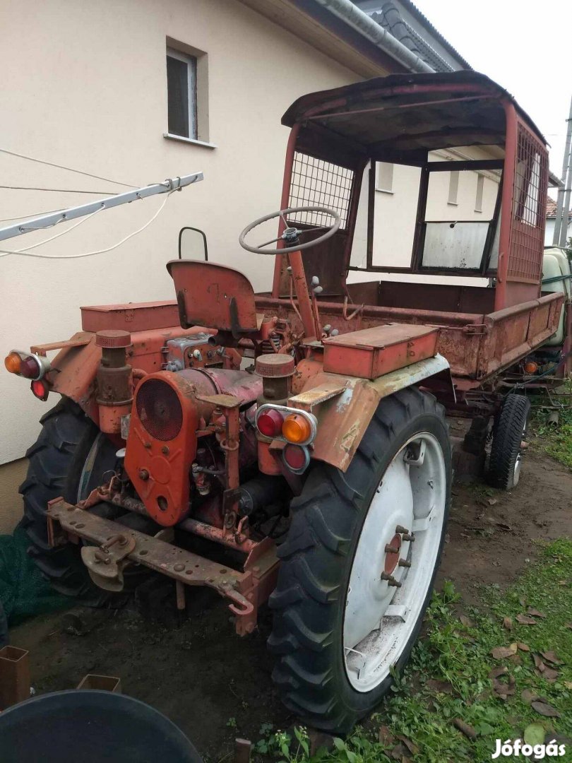 Rs 124 Gt traktor