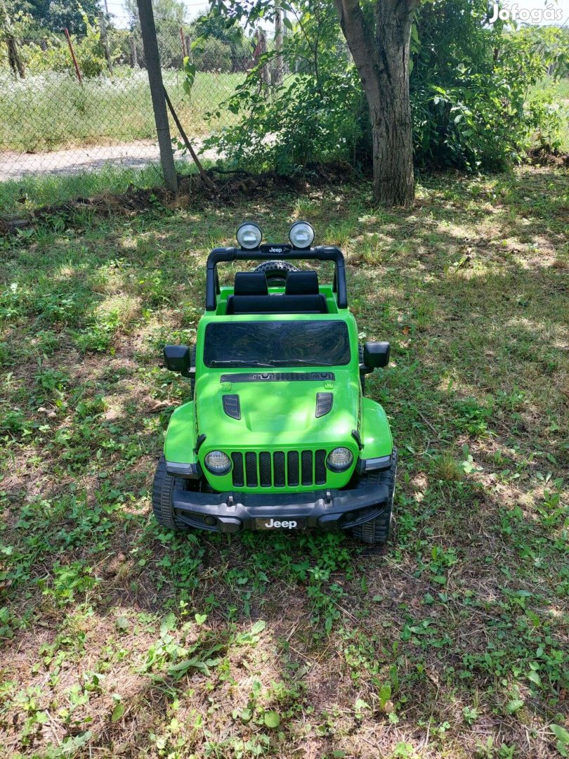 Rubicon JEEP nagy terepjáró 4x4 elektromos kisautó féláron eladó