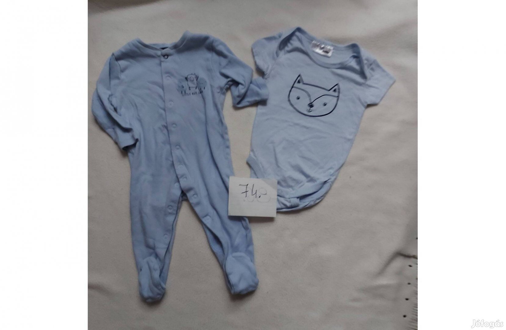Rugdalózó és body kisfiúnak, 74-es méretű egyben eladó
