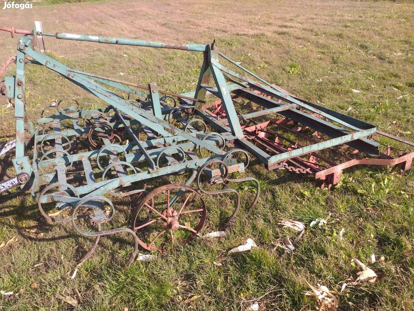 Rugókapás kombinátor Dutra Mtz Zetor stb. traktorokhoz