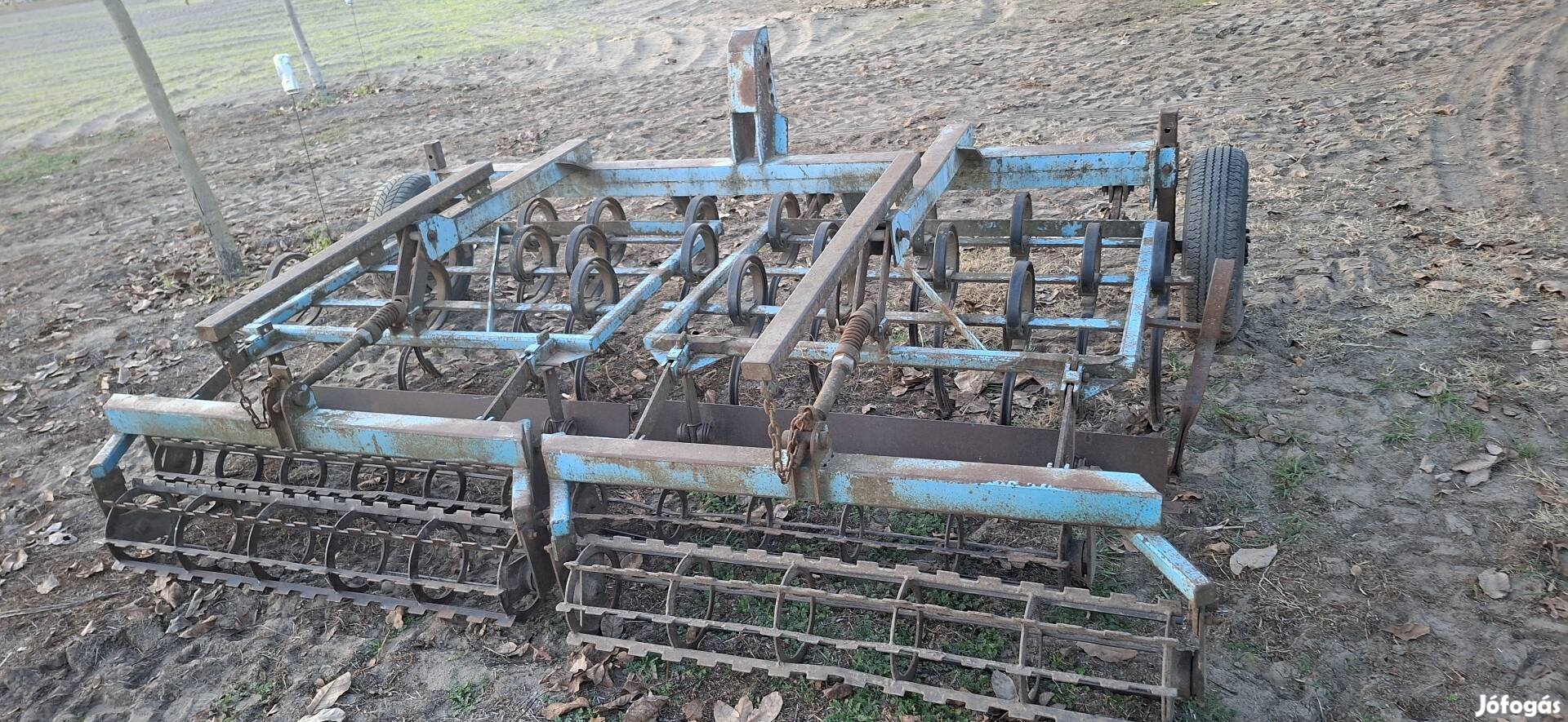 Rugókapás kombinátor 