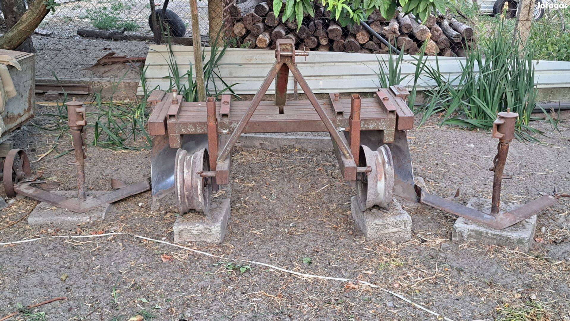 Rugós kapa + takaró ekefejek