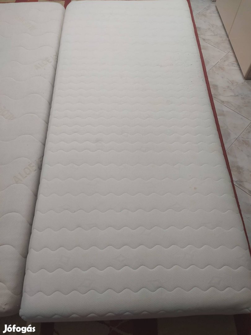 Rugós matrac eladó Pakson 90*200-as , 2db