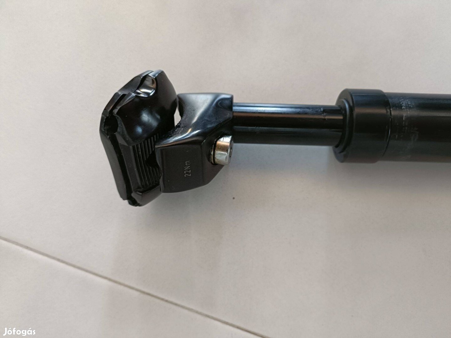 Rugós nyeregcső 31,6 mm átmérőjű