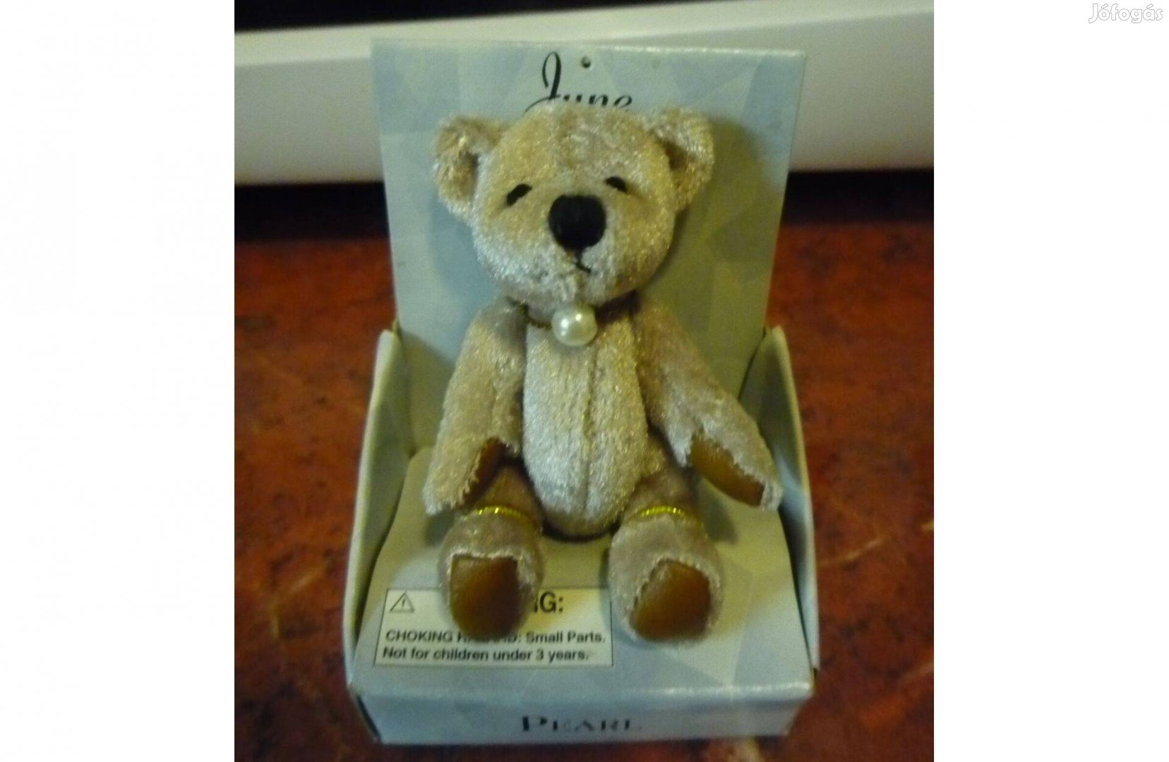Rüss Berie" miniatür teddy mackó 1 db édesvízi gyönggyel dísztárgy
