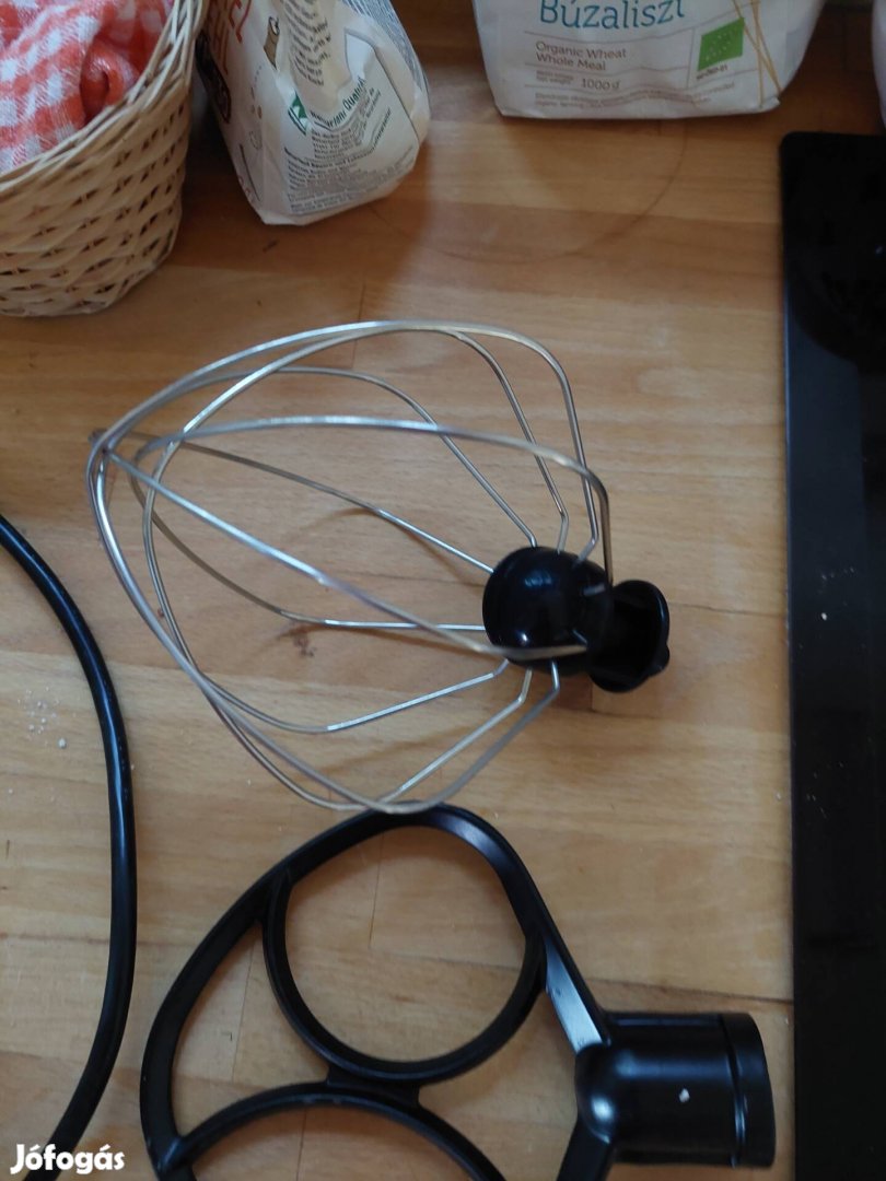 Russel Hobbs konyhai robotgép, dagasztó, turmix, stb. egyben