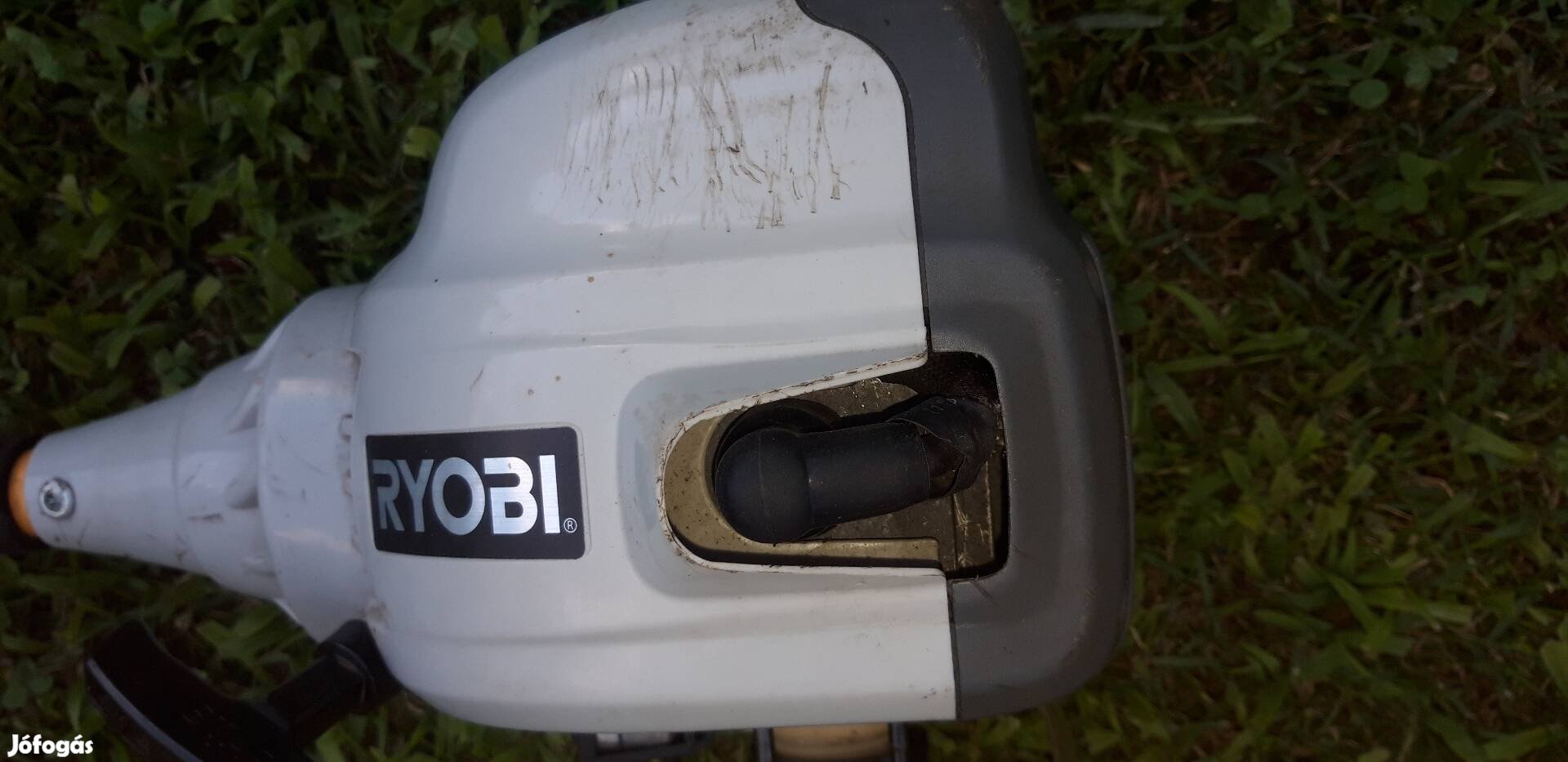 Ryobi fűkasza hiányos!