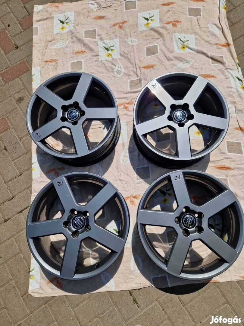 S60R felni garnitúra 5x108, 18"