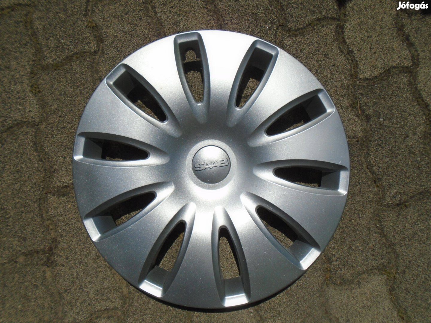 SAAB 17 collos gyári dísztárcsa 1 db eladó
