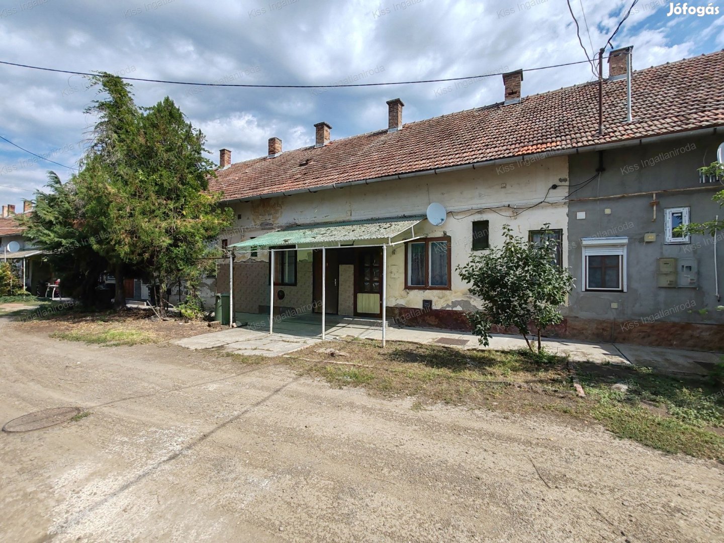 SARKADON társasházi LAKÁS GARÁZZSAL a Cukorgyári soron ELADÓ