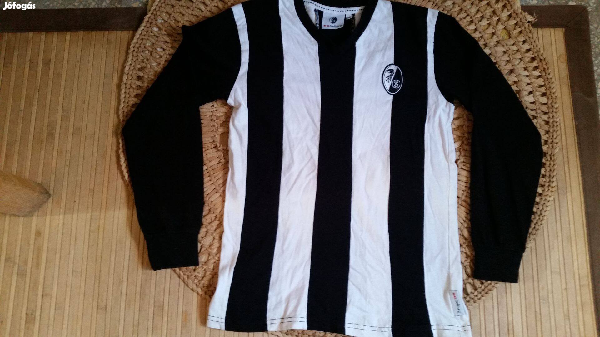 SC Freiburg fekete-fehér csíkos póló 2 db Sondico mez