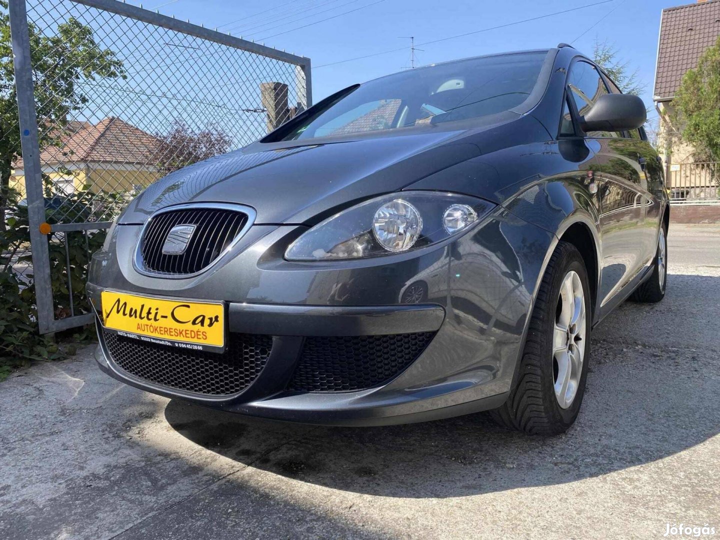 SEAT Altea XL 1.6 MPI Reference Szervizfüzet.GY...