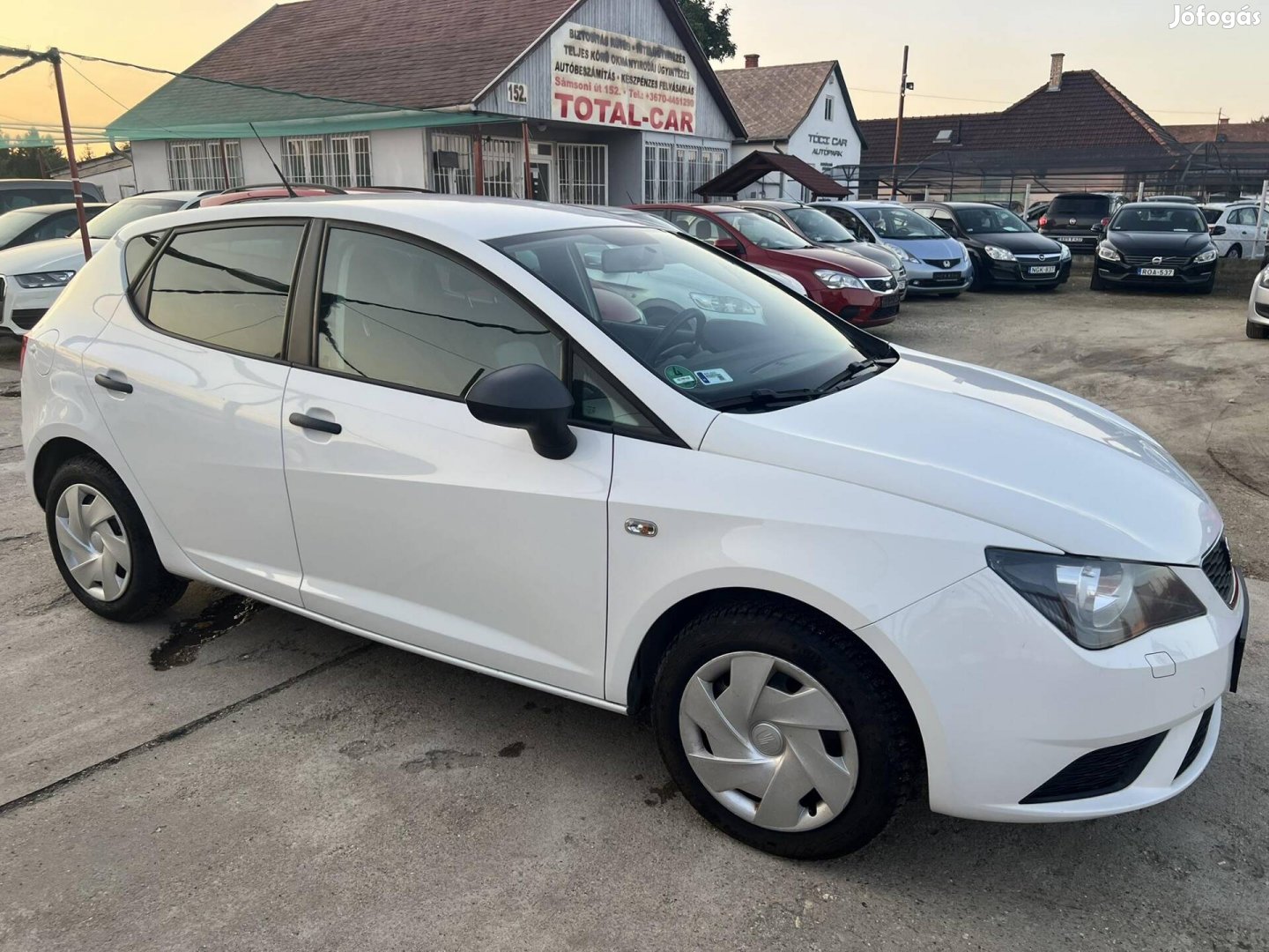 SEAT Ibiza 1.2 12V Reference Végig Vezetett SZE...