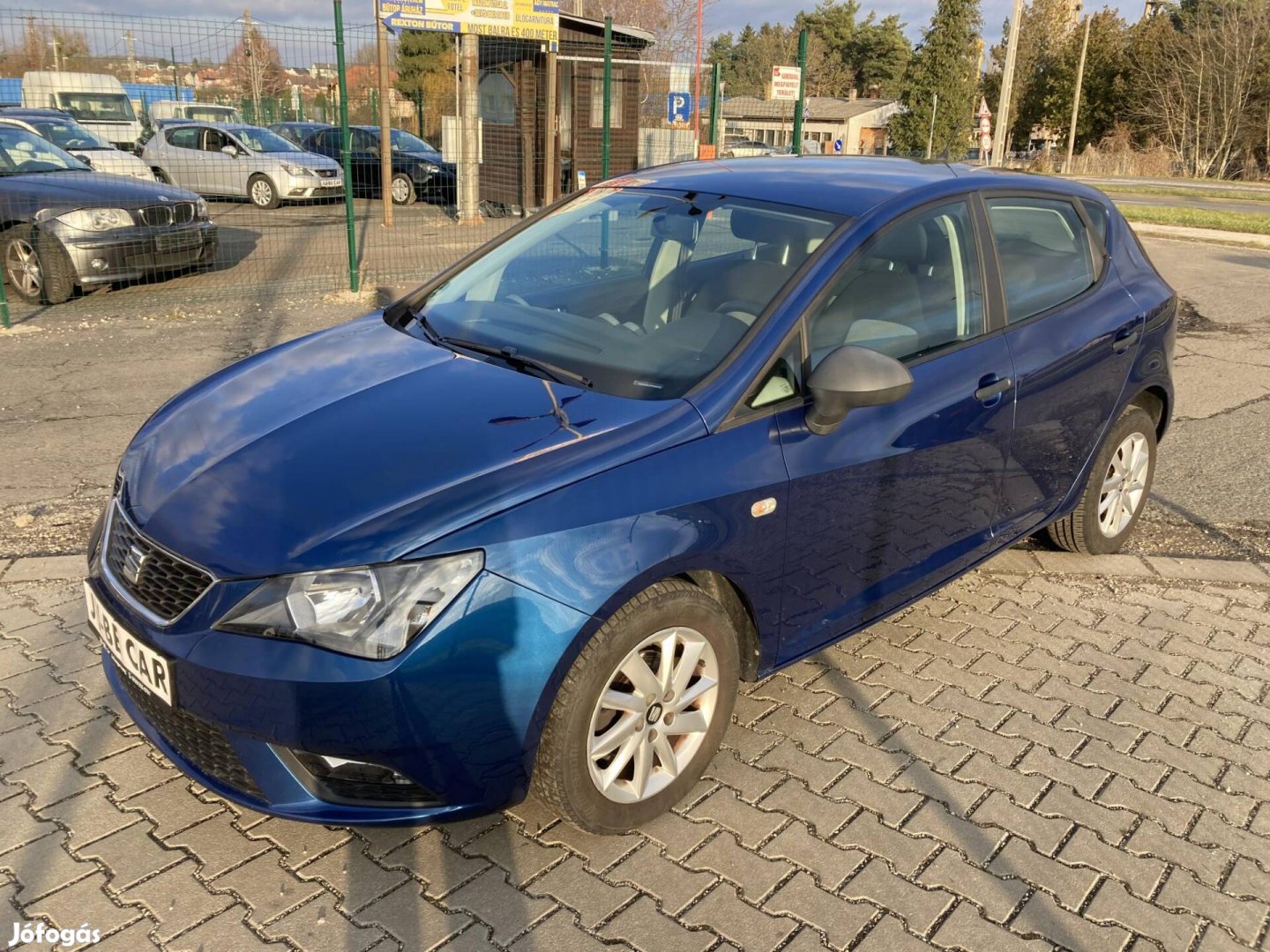 SEAT Ibiza 1.2 TSI Reference alufelni. tempomat...