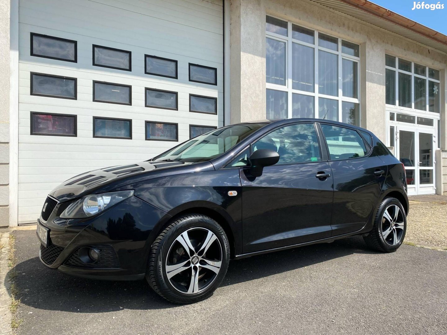 SEAT Ibiza 1.4 16V Reference Trio 160 ezer Km -...