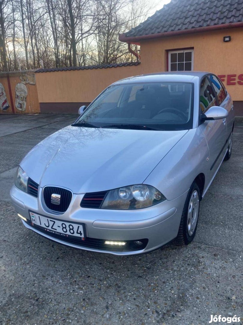 SEAT Ibiza 1.4 16V Signo Magyarországi háztól t...