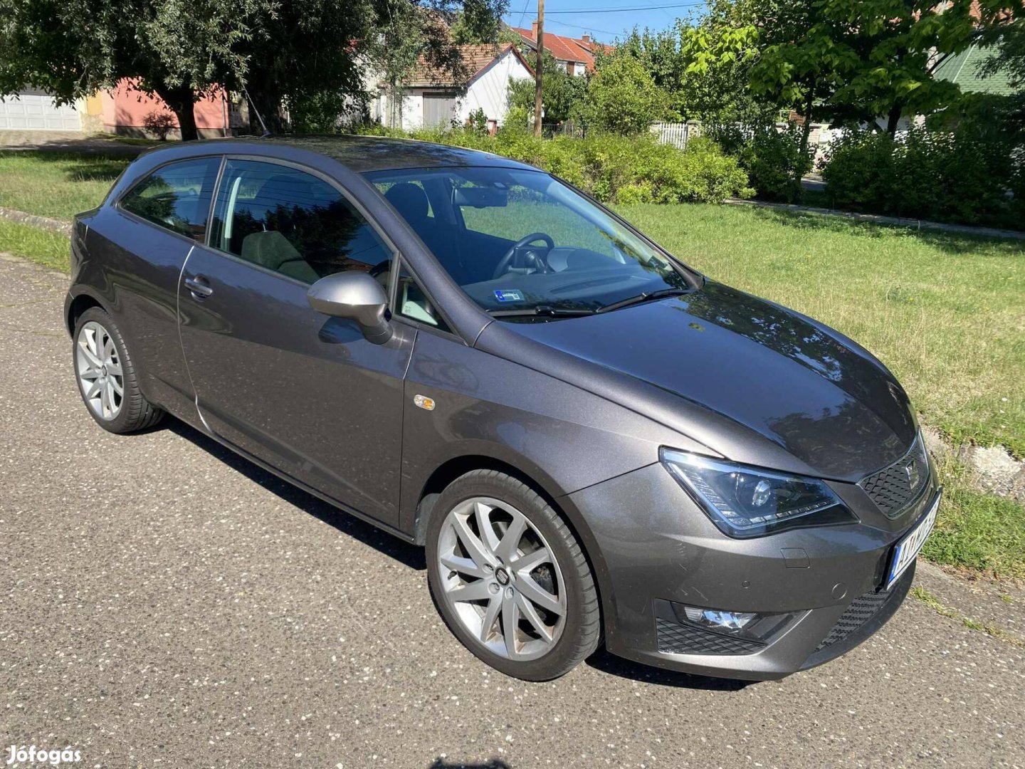 SEAT Ibiza 2.0 CR TDI FR vezetett szervízkönyv