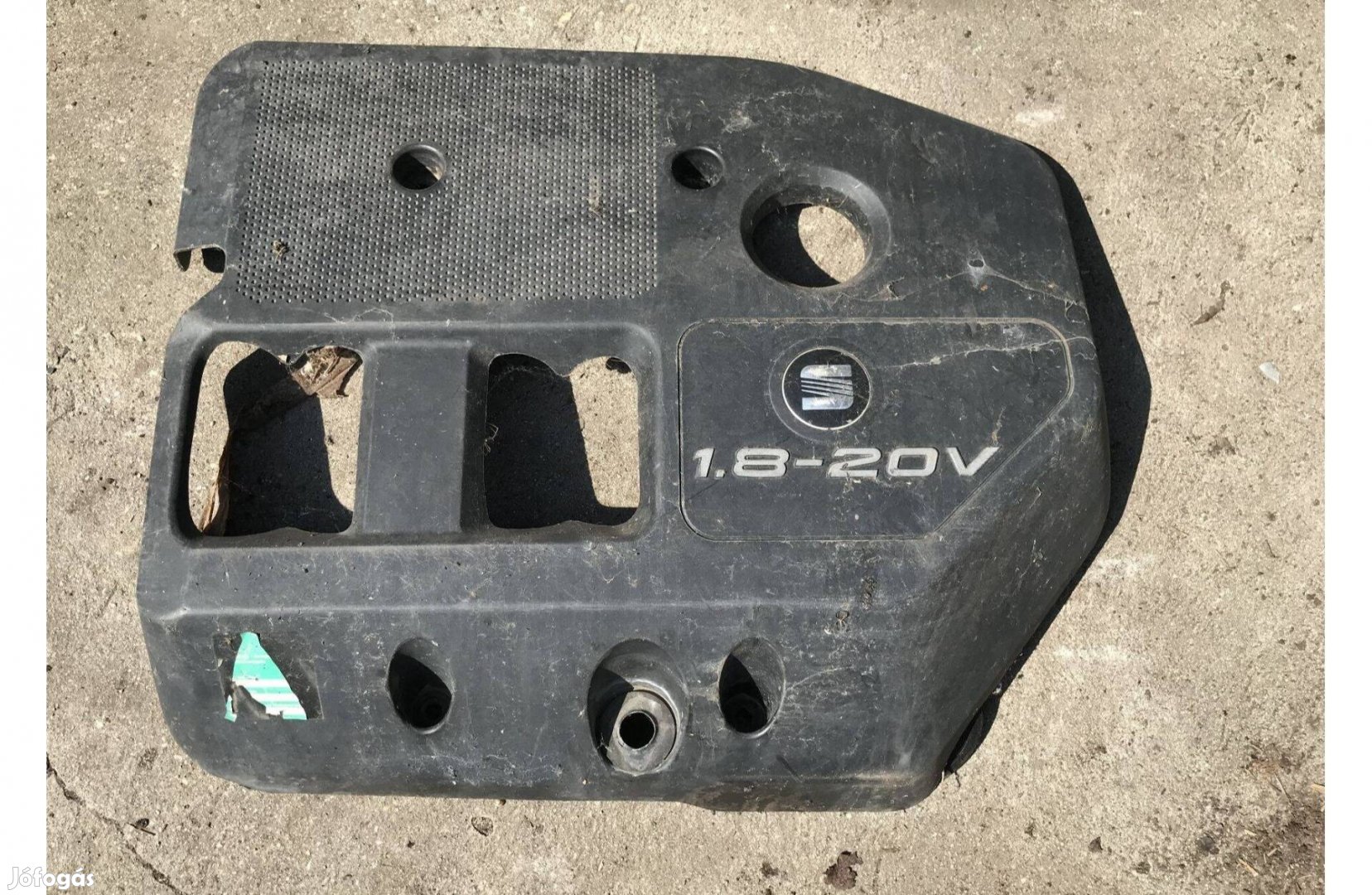 SEAT Leon 1M 1,8 20V motorburkolat