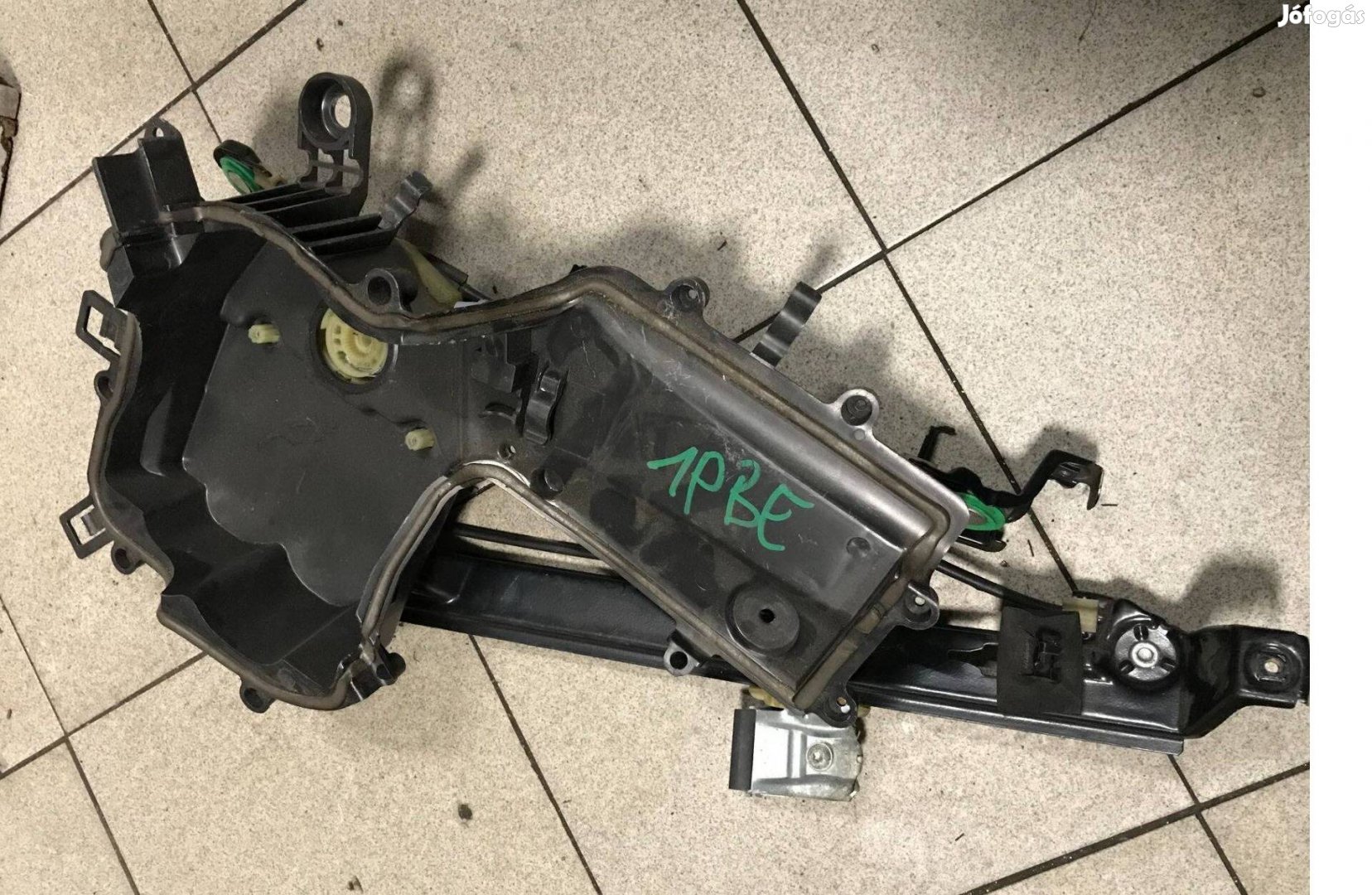 SEAT Leon 1P bal első ablakemelő szerkezet