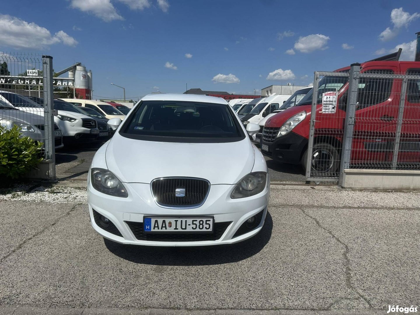 SEAT Leon 1.2 TSI Reference Nagyon Megkímélt ÁL...