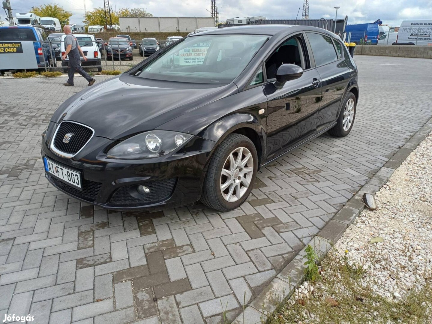 SEAT Leon 1.6 CR TDI Reference 165000 KM ! Hide...