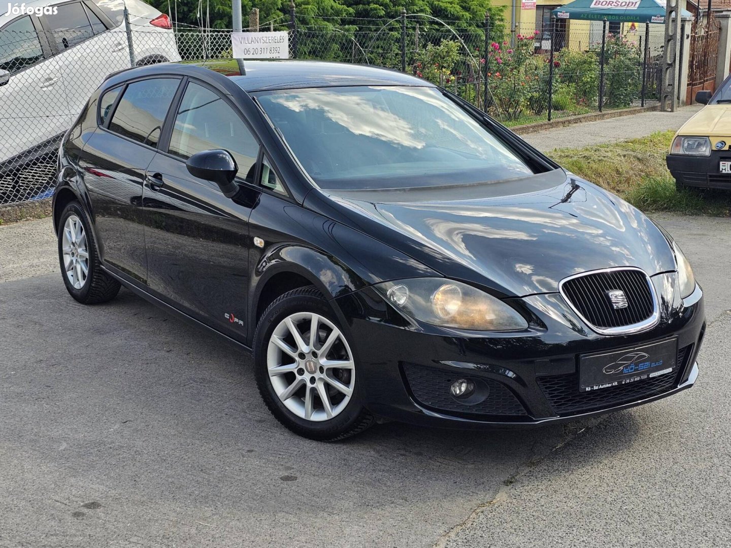 SEAT Leon 1.6 CR TDI Reference szervizkönyves