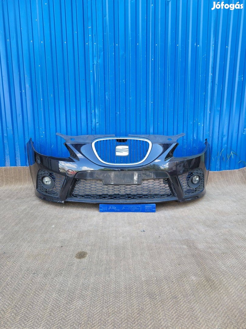 SEAT Leon Cupra, FR gyári 1P0807231B első lökhárító fekete