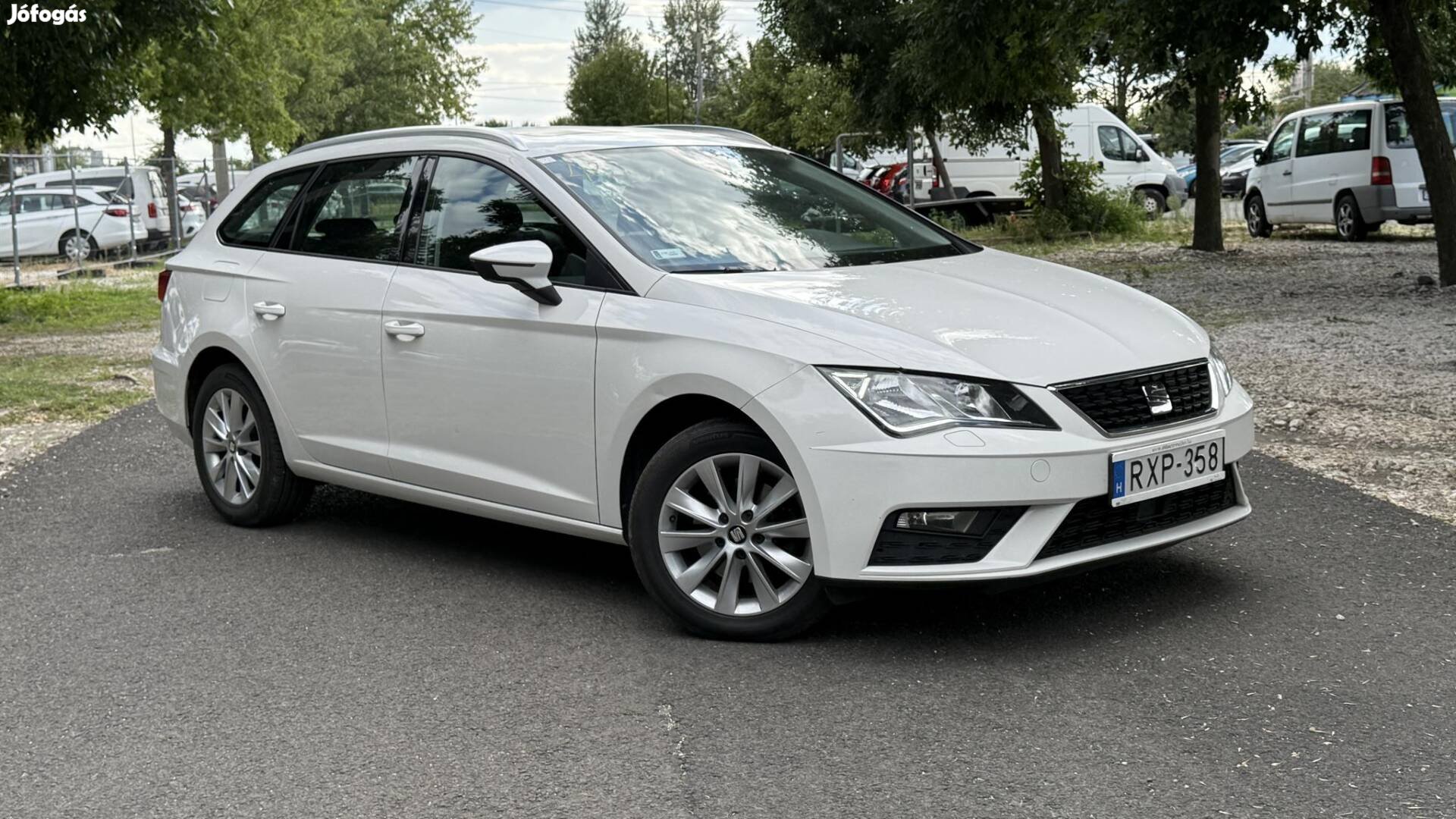 SEAT Leon ST 1.6 TDI Style Első Tulajdonostól!...