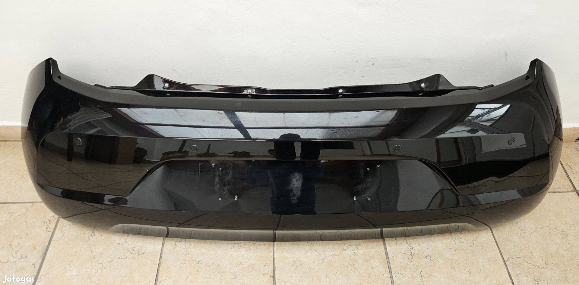 SEAT Mii hátsó lökhárító tolatóradarral