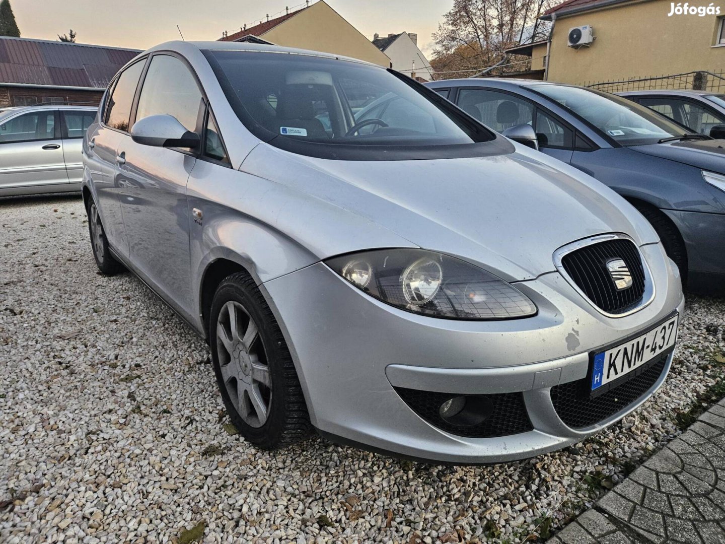 SEAT Toledo 2.0 PD TDI 16V Open vonóhorog