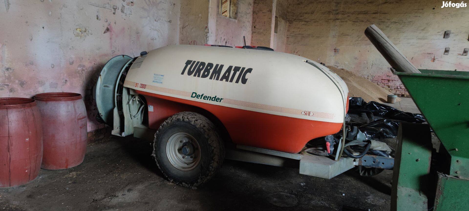SEA Turbmatic 91/2000 vontatott szőlő és gyűmőlcspermetező