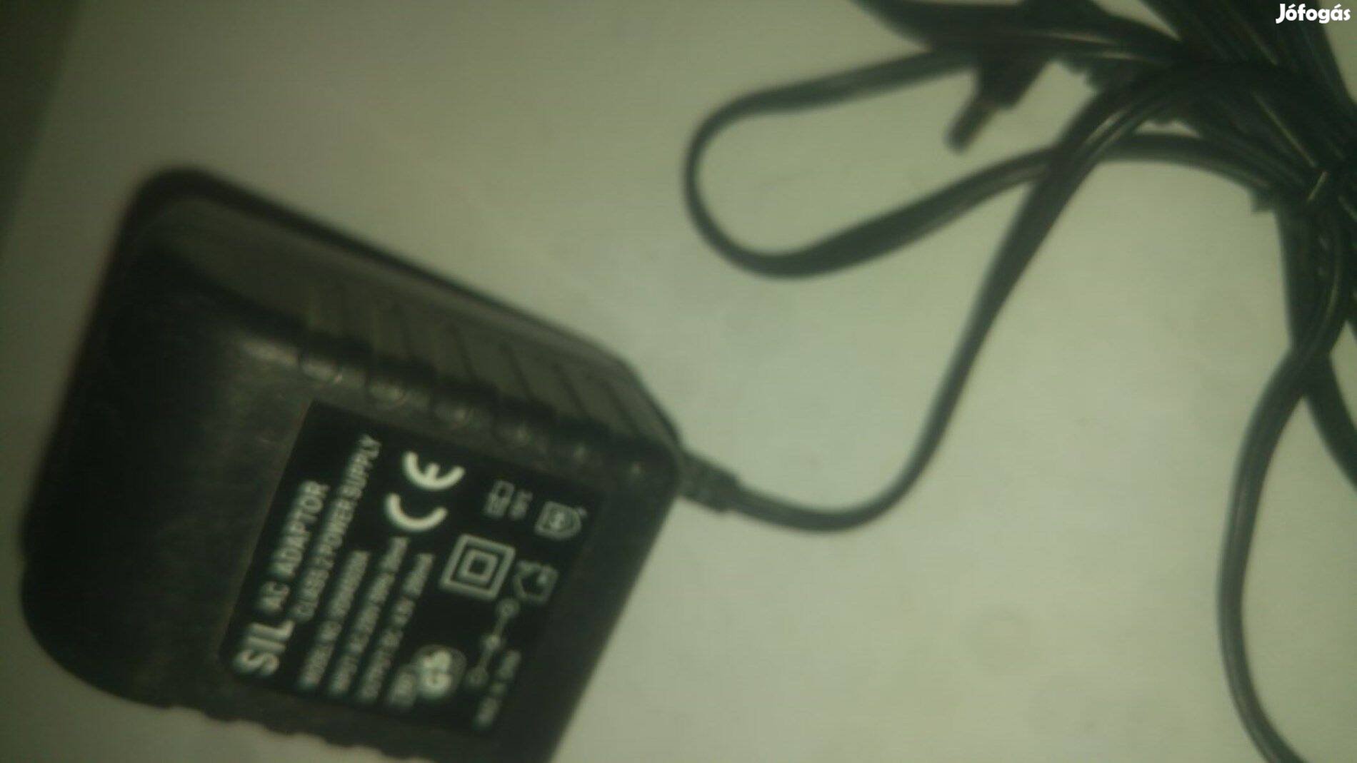 SIL DC adapter 4,5V / 200mA működő