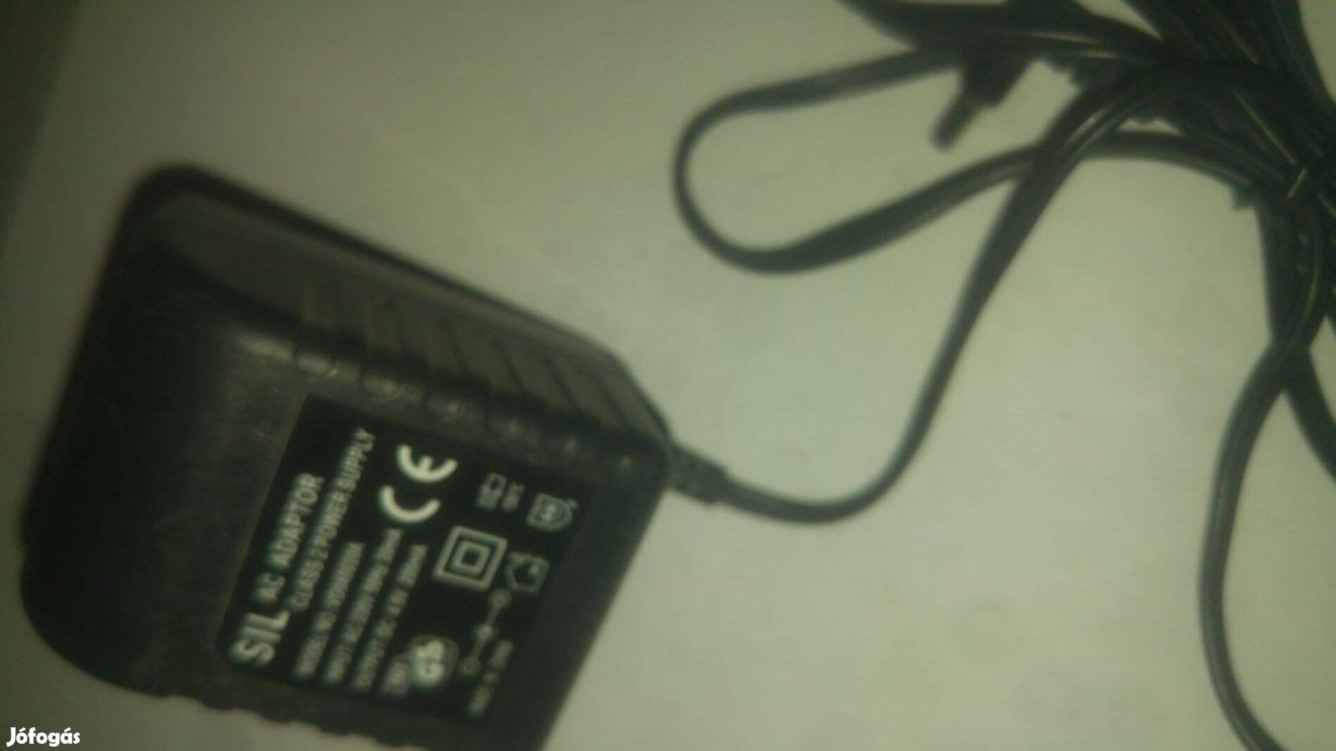 SIL DC adapter 4,5V / 200mA működő