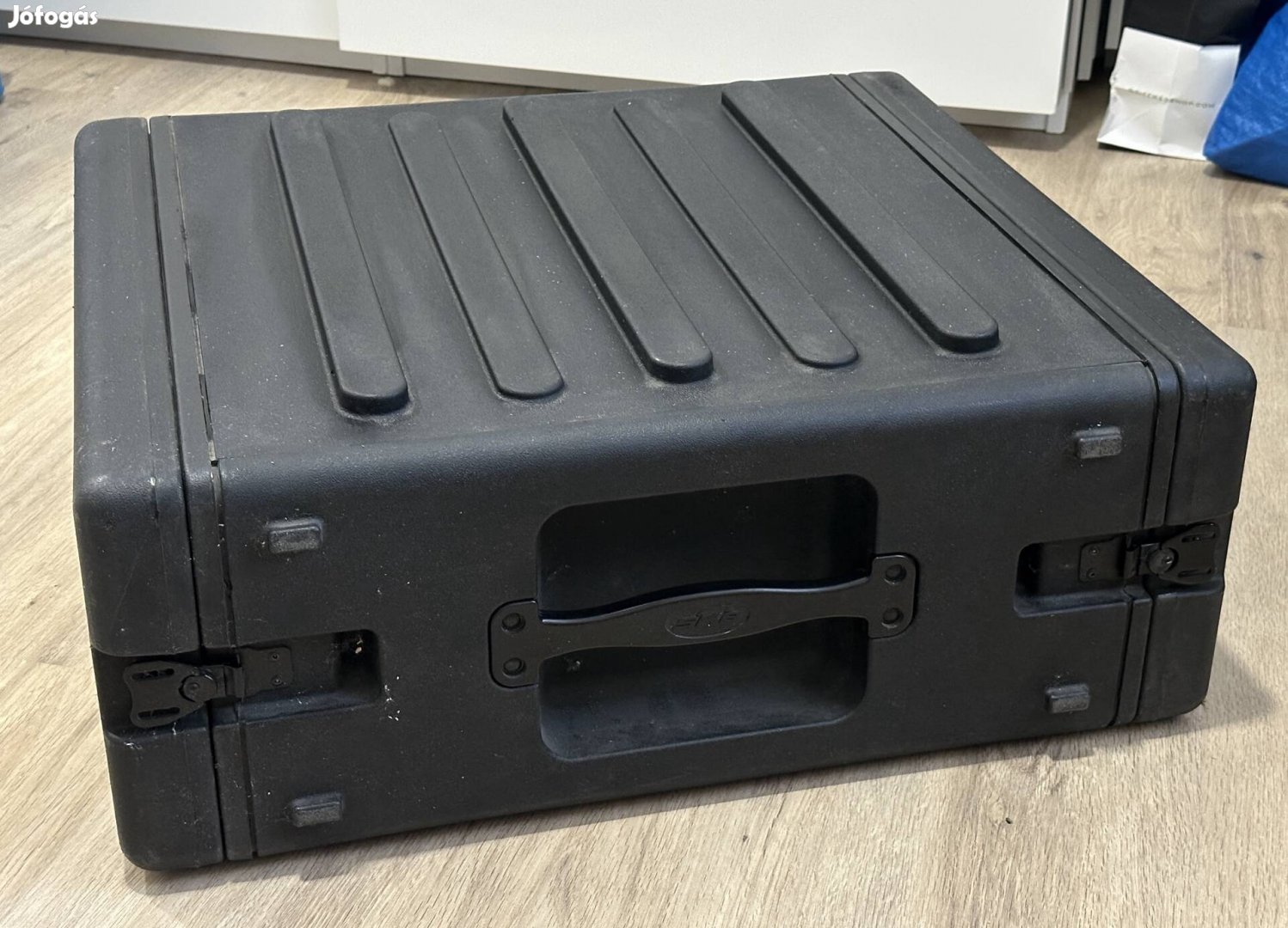 SKB rack 4U rseries