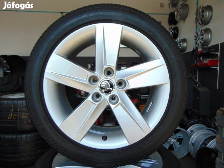 SKODA RAPID (2012-) Gumi és felni egyben