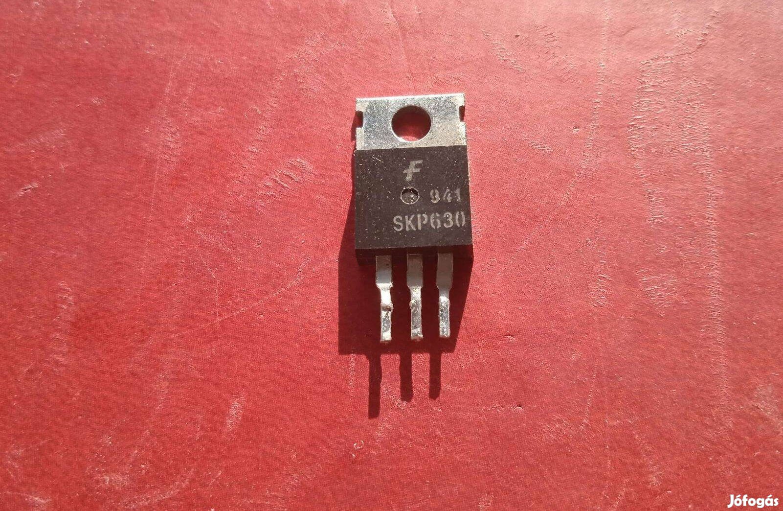 SKP 630 ( IRF 630 ) tranzisztor , működő készülékből bontott