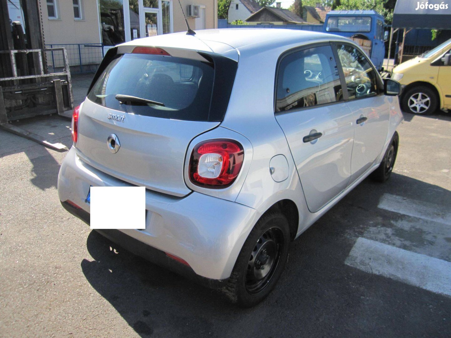 SMART Forfour bontott használt alkatrészek eladók