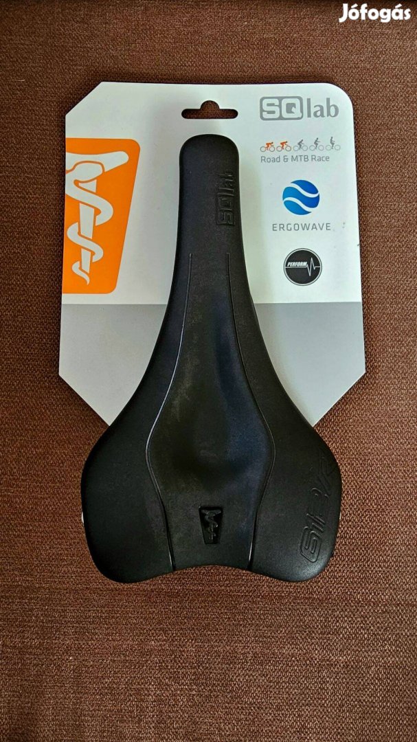 SQ-Lab saddle 612 Ergowave R Carbon nyereg