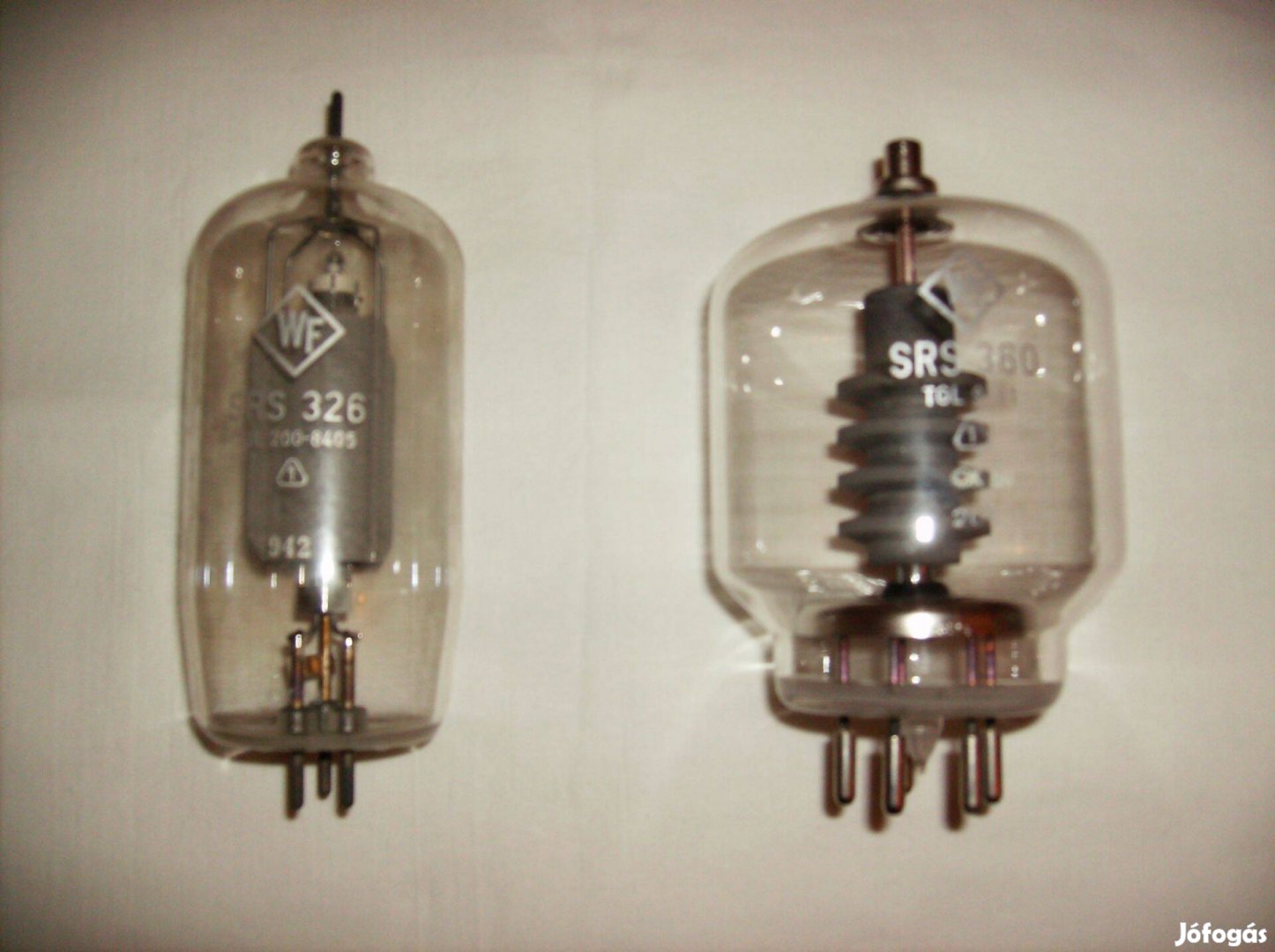 SRS 326-360 elektroncső