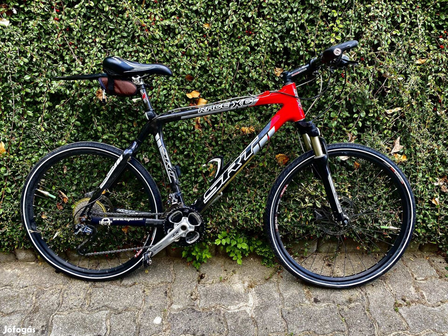 SRT carbon mountenbike kerékpár eladó