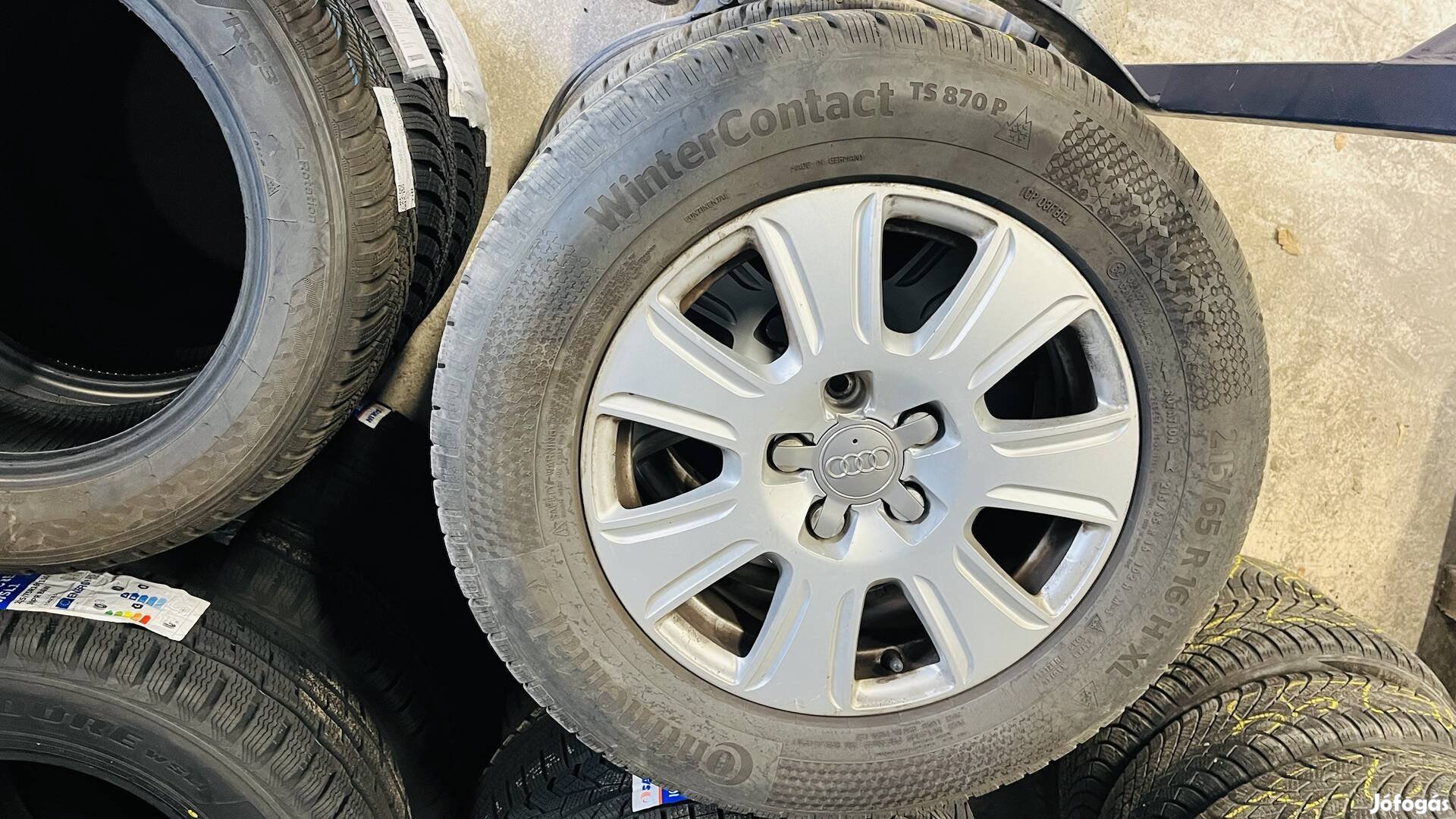 SUV Continental Wintercontact alig használt gumi alufelnivel