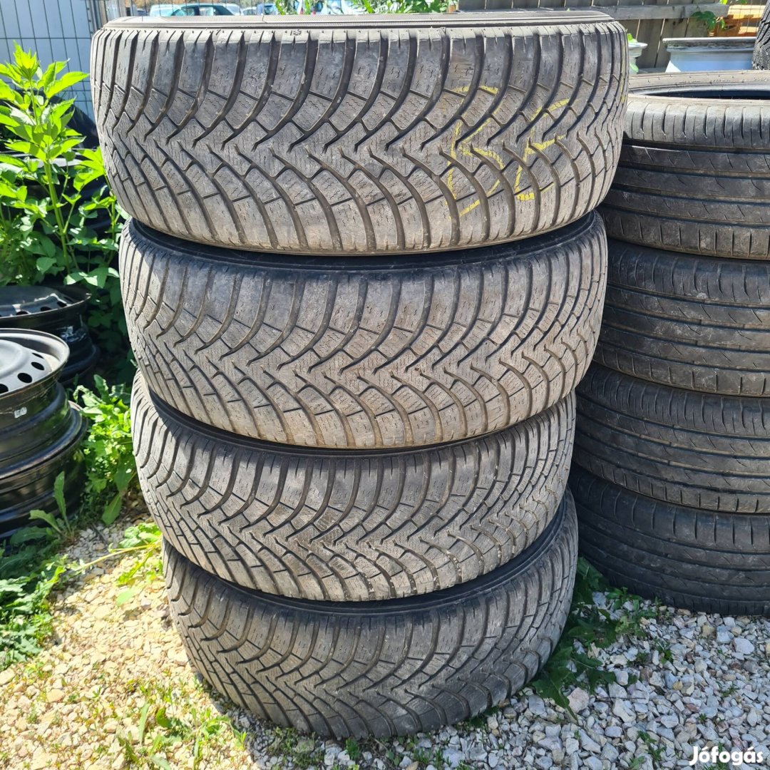 SUV Téli gumi, téligumi 225/55 R18 99V Falken