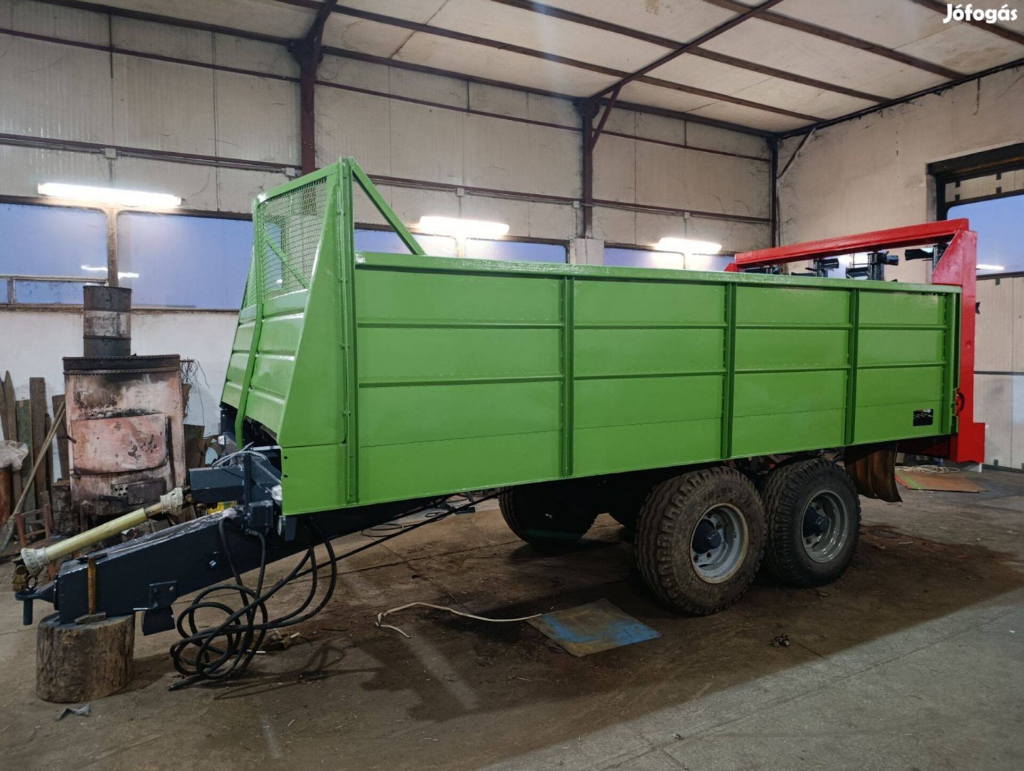 SZTP-108 Trágyaszóró